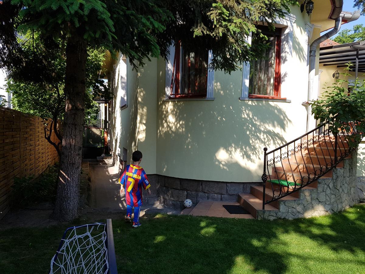 Palma Villa In City Park Budapest - Semi Suteren エクステリア 写真